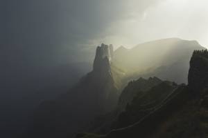 God's light, Earth's hand